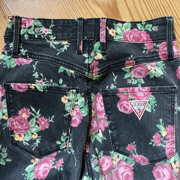 Guess Jeans 1981 3 Zip Crop Vintage Black Floral Roses Size 24 80s Y2K - Picture 6 of 15